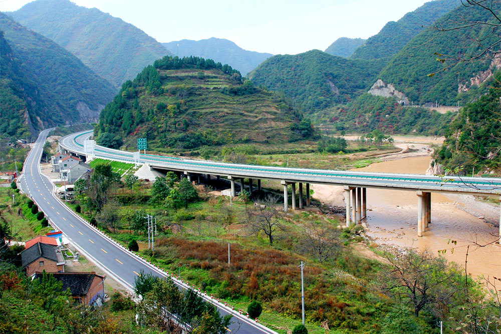 310国道、宝（鸡）—天（水）高速路